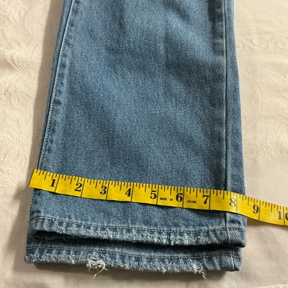 Cello Women’s Denim Blue Straight Leg Jeans with Distressed Details Sz‎ 3 - Picture 14 of 16